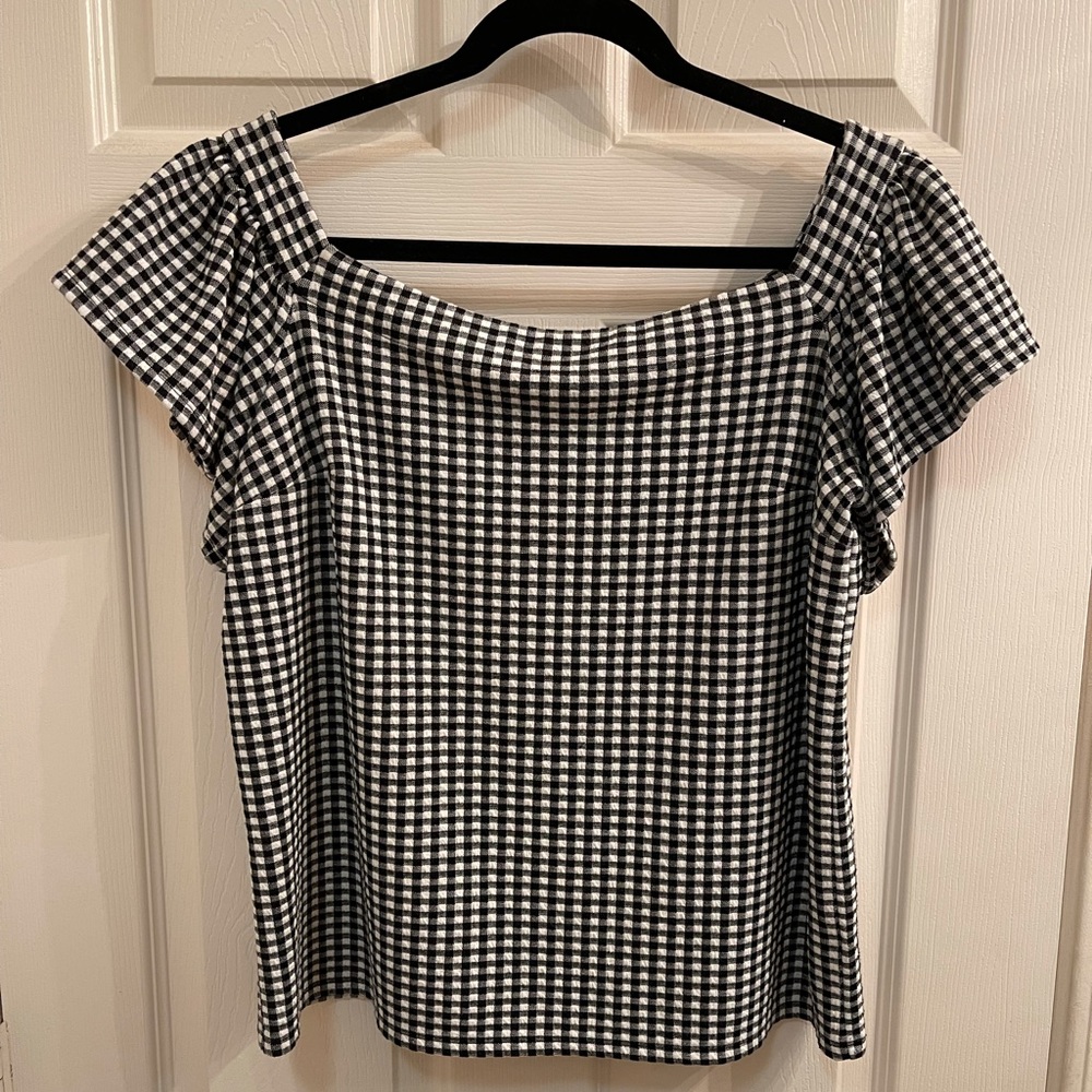 NWT Express On / Off Shoulder short Sleeve Top